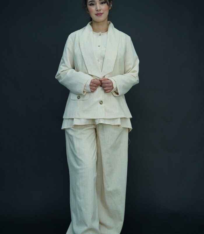 ENS-VCP-002_ensemble-veste-chemise-pantalon-tout-laine.jpg ENS-VCP-002_ensemble-veste-chemise-pantalon-tout-laine.jpg