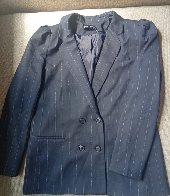 VEST-RAY-001_veste-costume-rayee-marine.jpg VEST-RAY-001_veste-costume-rayee-marine.jpg
